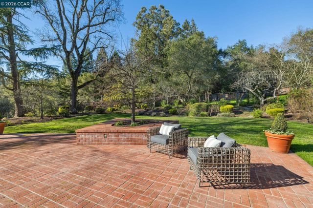 4040 LOS ARABIS DRIVE, Lafayette, CA 94549