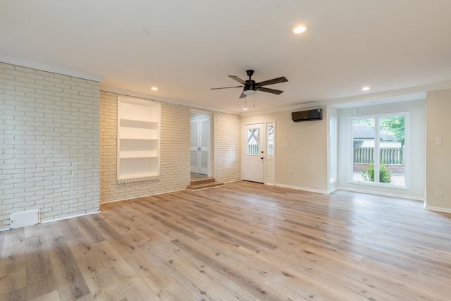 505 THORN RIDGE CV, Memphis, TN 38117