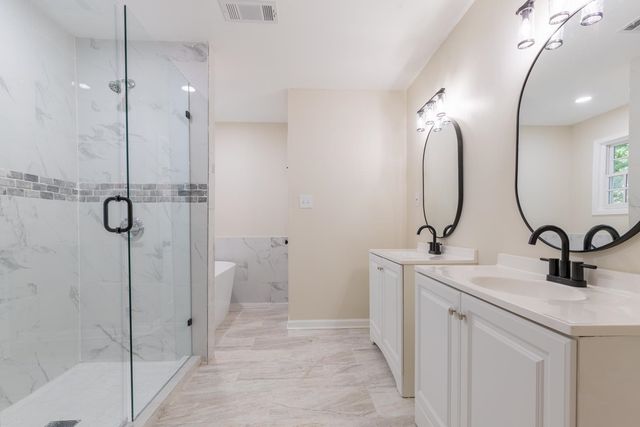 505 THORN RIDGE CV, Memphis, TN 38117