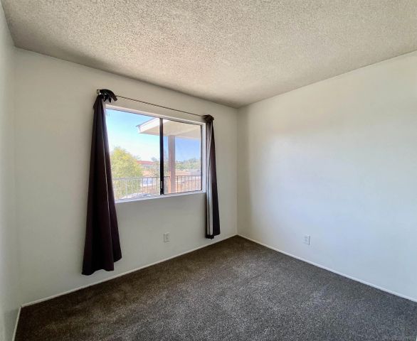 8965 Switzer Dr, Spring Valley, CA 91977