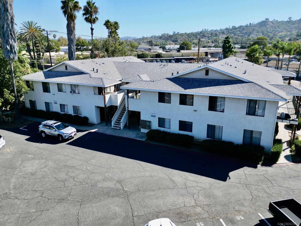 8965 Switzer Dr, Spring Valley, CA 91977