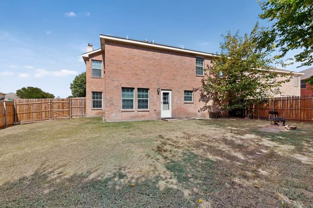 5403 Maverick Drive, Grand Prairie, TX 75052