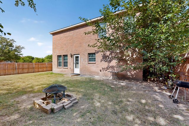 5403 Maverick Drive, Grand Prairie, TX 75052