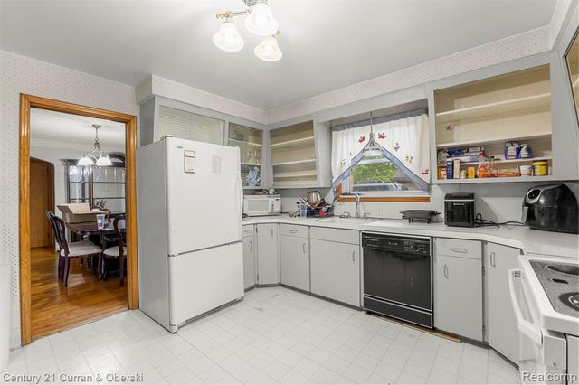 14050 Garfield, Redford, MI 48239