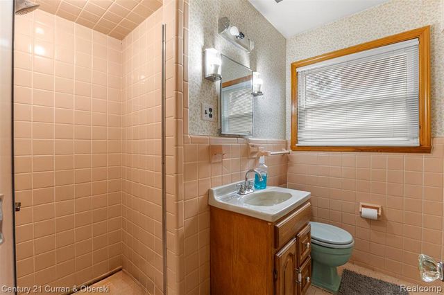 14050 Garfield, Redford, MI 48239