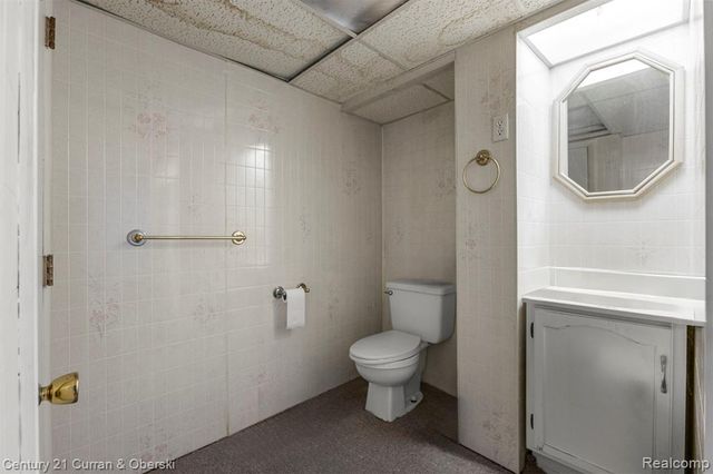 14050 Garfield, Redford, MI 48239