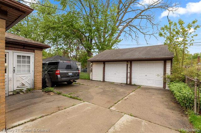 14050 Garfield, Redford, MI 48239