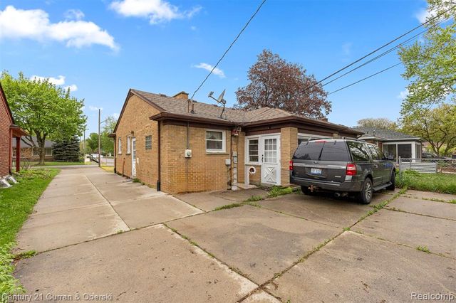 14050 Garfield, Redford, MI 48239