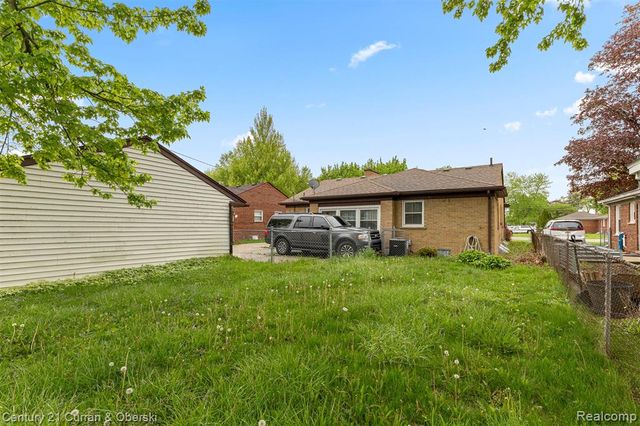 14050 Garfield, Redford, MI 48239