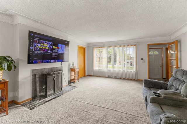 14050 Garfield, Redford, MI 48239