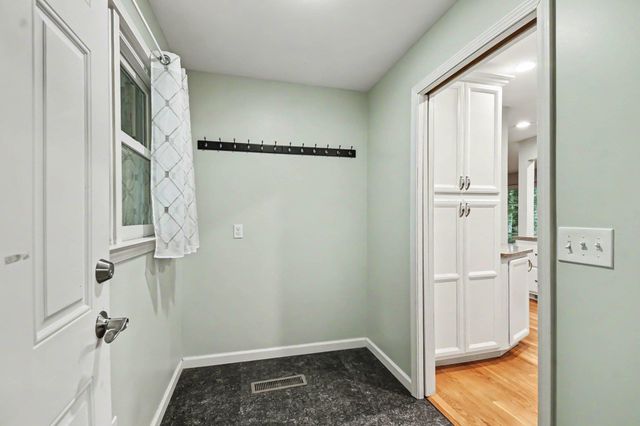 465 Hiawatha Drive, Mount Pleasant, MI 48858