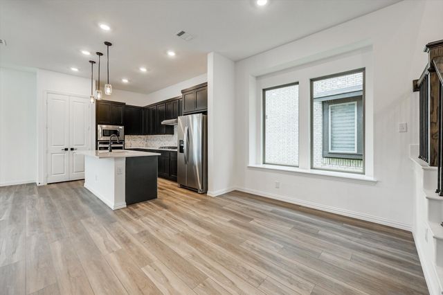 218 Woodson Street, Irving, TX 75063