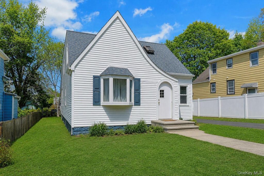 6 Willow Avenue, Nyack, NY 10960 — photo 3