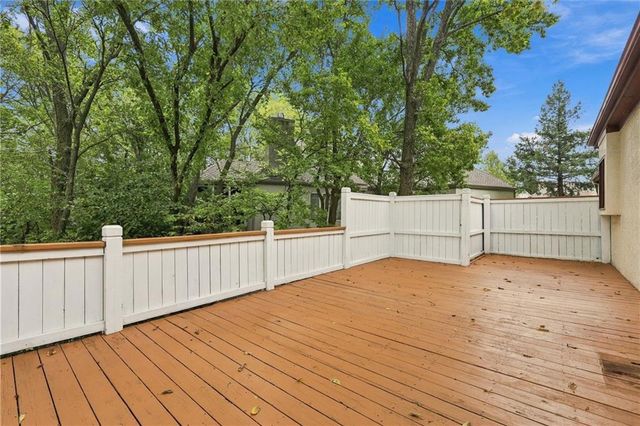 26112 W 109th Street, Olathe, KS 66061