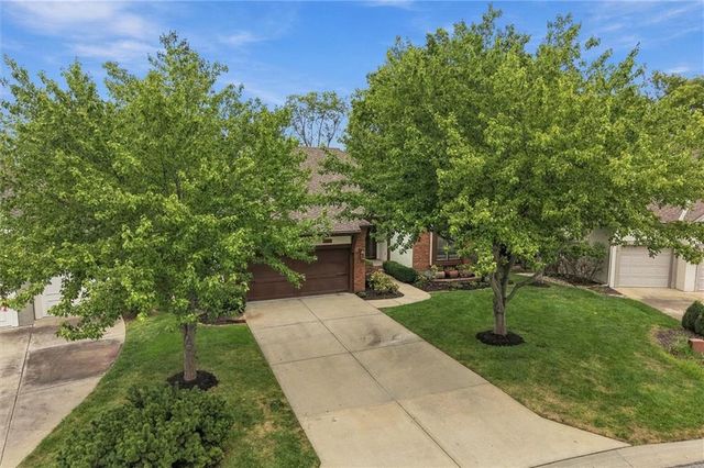 26112 W 109th Street, Olathe, KS 66061
