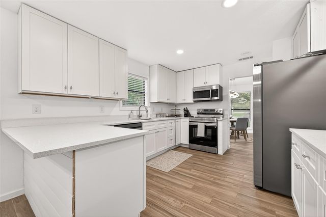 548 Brandon Road, Conroe, TX 77302