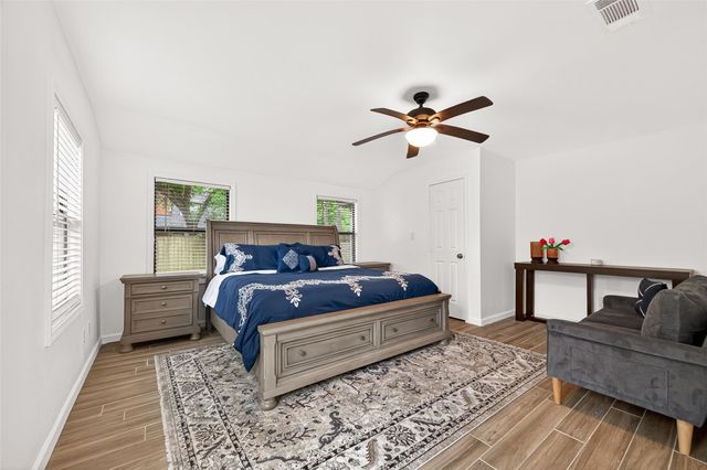 548 Brandon Road, Conroe, TX 77302