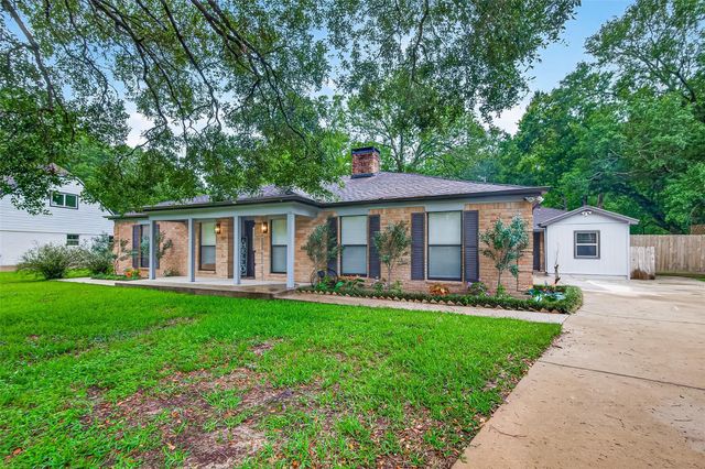 548 Brandon Road, Conroe, TX 77302