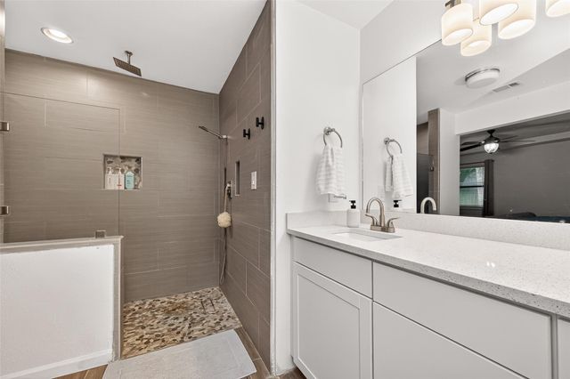 548 Brandon Road, Conroe, TX 77302