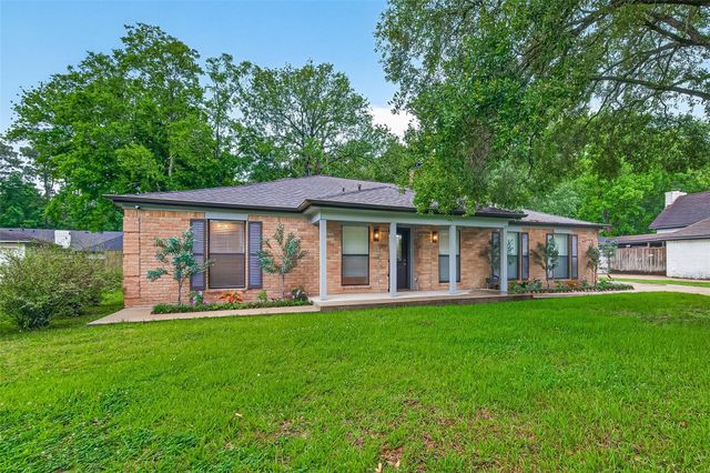 548 Brandon Road, Conroe, TX 77302