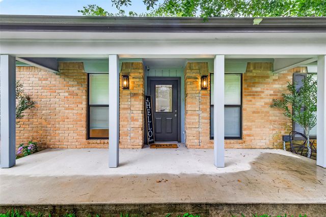 548 Brandon Road, Conroe, TX 77302