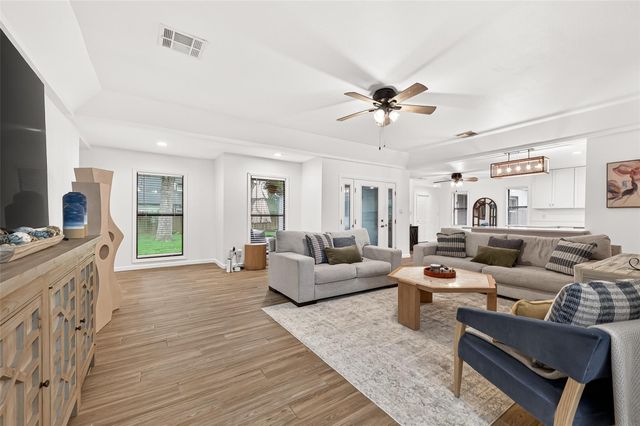 548 Brandon Road, Conroe, TX 77302
