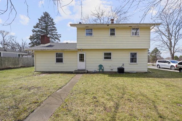 3749 Debby LANE, Franksville, WI 53126