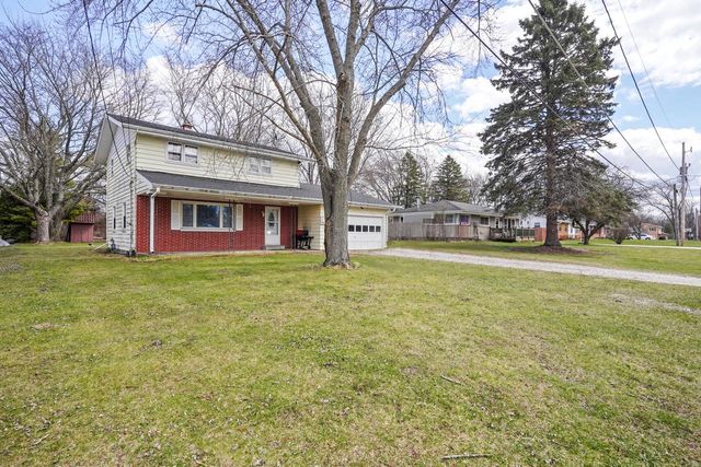 3749 Debby LANE, Franksville, WI 53126
