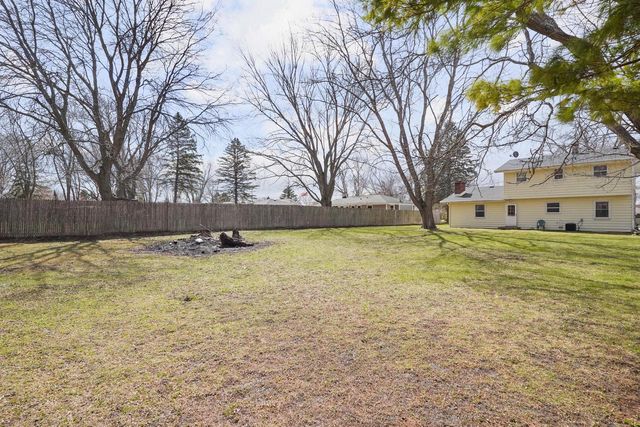 3749 Debby LANE, Franksville, WI 53126
