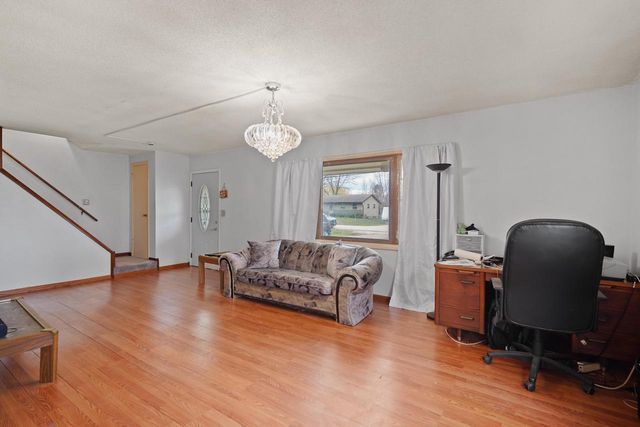 3749 Debby LANE, Franksville, WI 53126