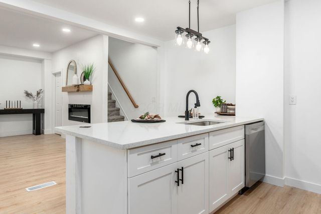 760 Thomas Avenue, Columbus, OH 43223