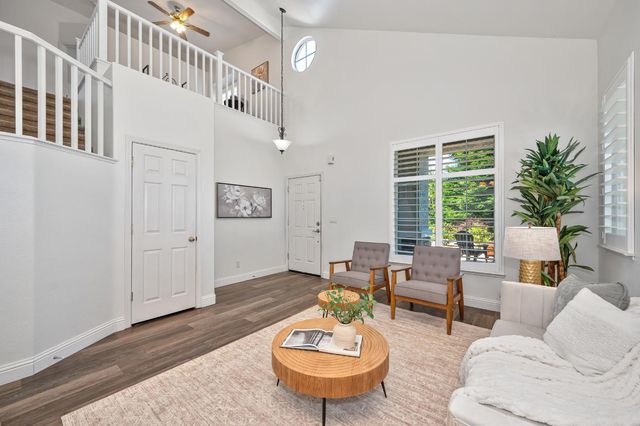 316 Thrush Ct, Roseville, CA 95747