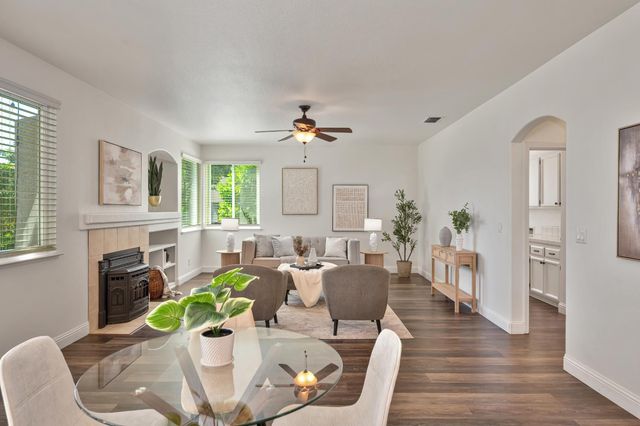 316 Thrush Ct, Roseville, CA 95747