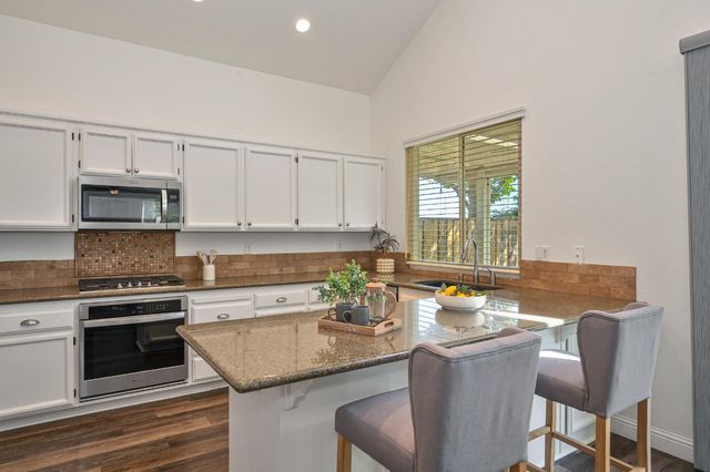 316 Thrush Ct, Roseville, CA 95747