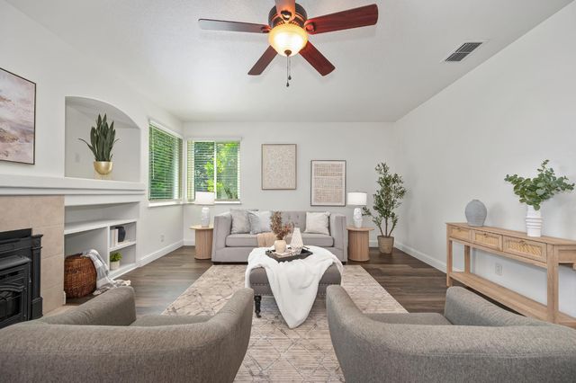 316 Thrush Ct, Roseville, CA 95747