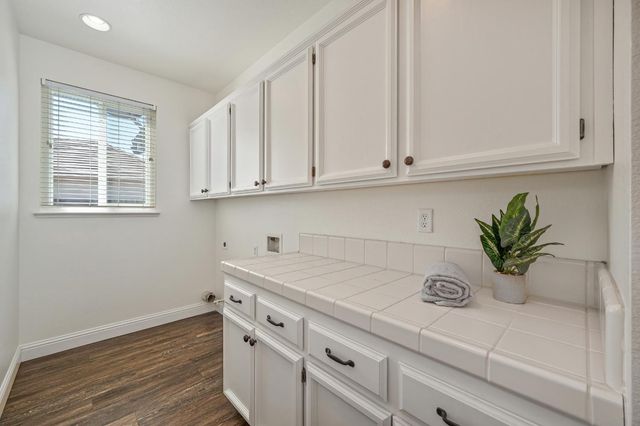 316 Thrush Ct, Roseville, CA 95747