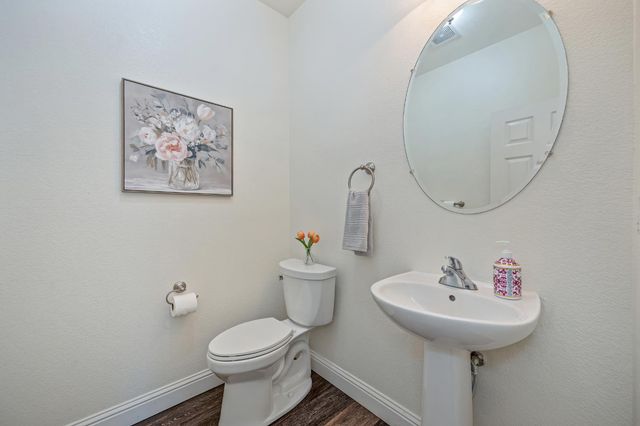 316 Thrush Ct, Roseville, CA 95747