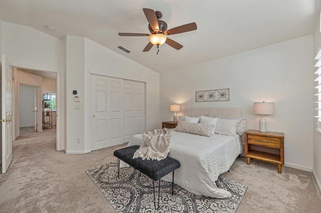 316 Thrush Ct, Roseville, CA 95747