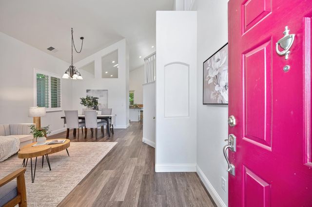 316 Thrush Ct, Roseville, CA 95747