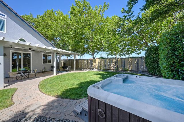 316 Thrush Ct, Roseville, CA 95747