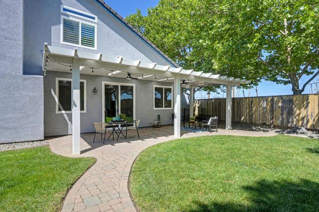 316 Thrush Ct, Roseville, CA 95747