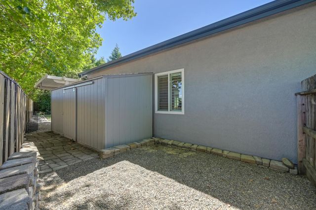 316 Thrush Ct, Roseville, CA 95747