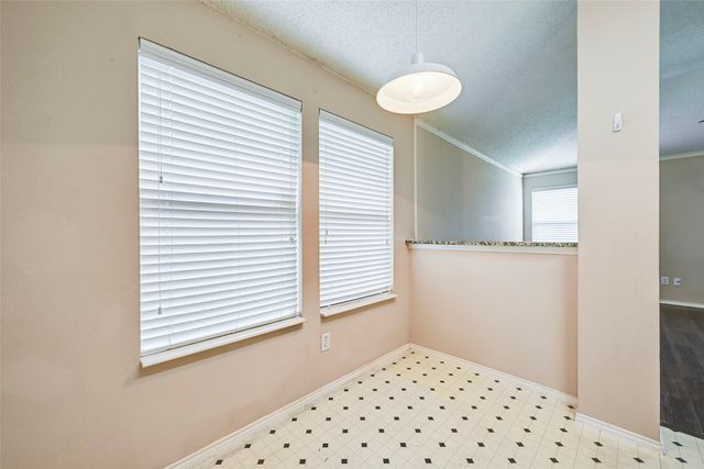 1604 Green Hill Drive, Arlington, TX 76014