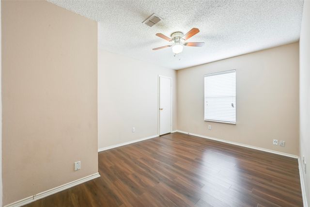 1604 Green Hill Drive, Arlington, TX 76014