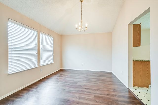 1604 Green Hill Drive, Arlington, TX 76014