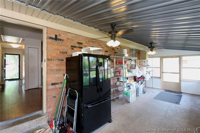 703 Dogwood Road, Jeffersonville, IN 47130