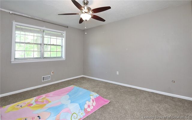 703 Dogwood Road, Jeffersonville, IN 47130