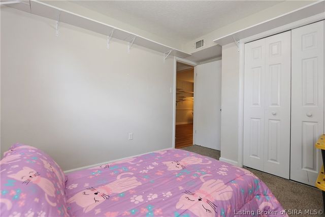 703 Dogwood Road, Jeffersonville, IN 47130