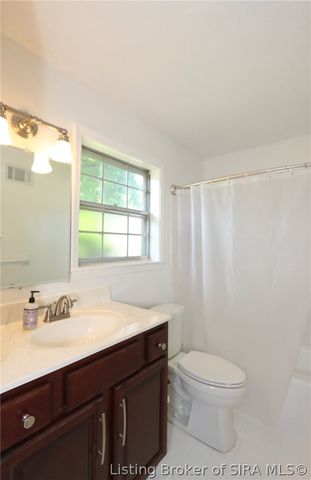 703 Dogwood Road, Jeffersonville, IN 47130