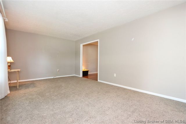 703 Dogwood Road, Jeffersonville, IN 47130